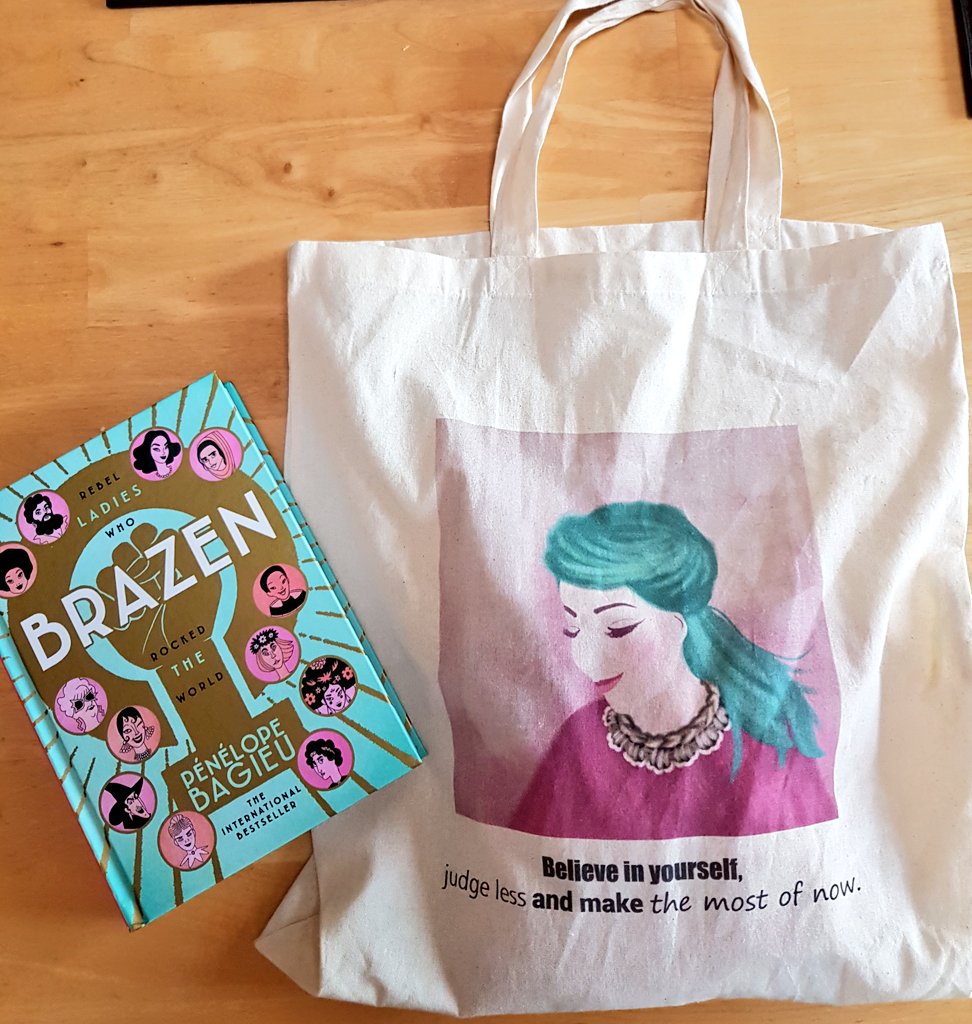 m_marchewka's tweet photo. I feel v lucky snd privileged to be surrounded by #empowered #FemaleEntrepreneurs like Kasia from #beorknottobe ๐ค
Qoz Only a true #rebel ๐ชcould give me a gifts like this ones ๐คฉ๐๐๐ https://t.co/aRpyrPiU0q