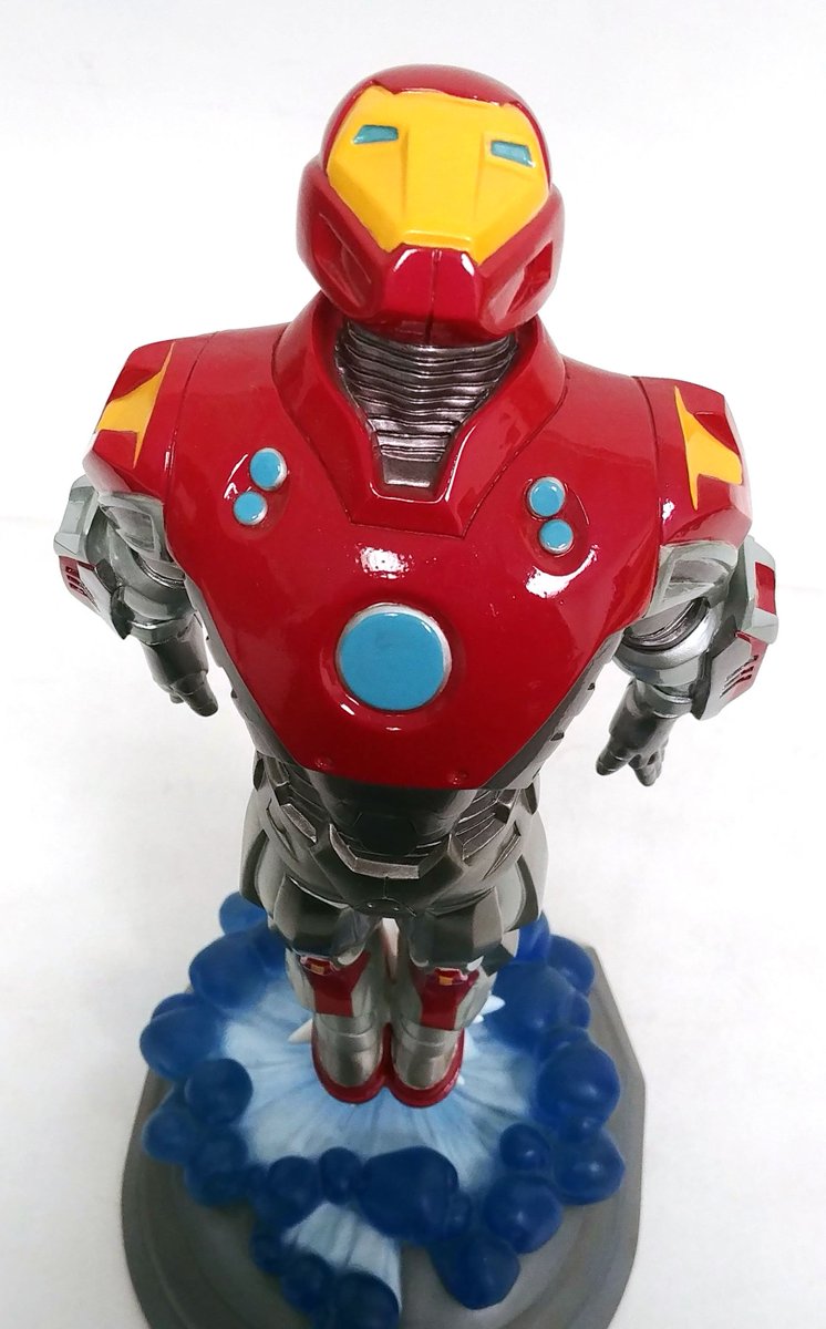 marvel select ultimate iron man