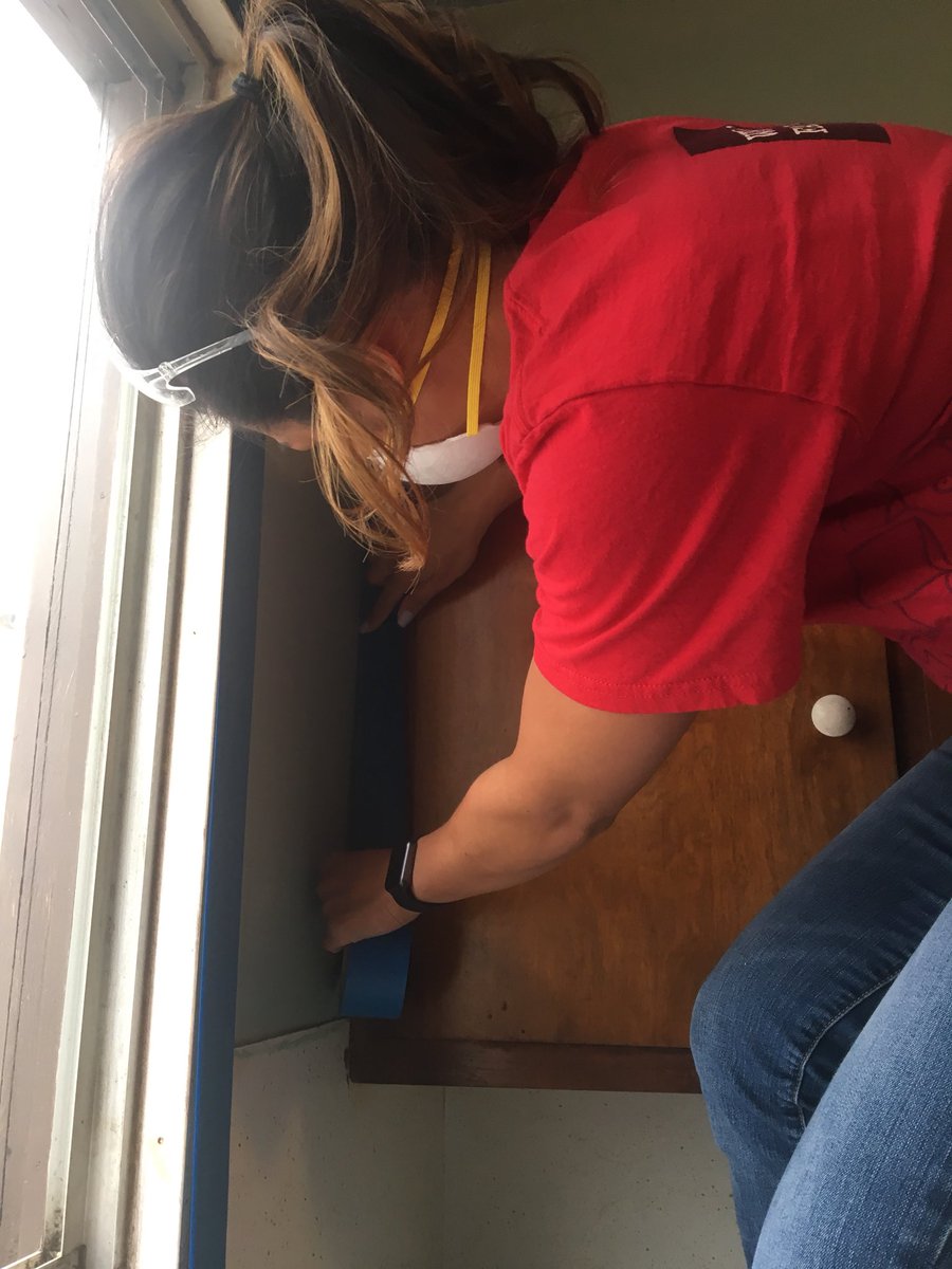 RTSanFran's tweet photo. #RebuildingMonth prep work continues! Today women from @WellsFargo are preparing Julia’s home for fresh paint. Looking good! 👍🏻 #SHEBUILDS #wellsfargovolunteers https://t.co/O4ERF5Wu54