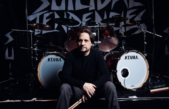 Dave Lombardo played drums on nine <a href="/Slayer/">Slayer</a> albums, and has performed with numerous bands. On April, he is going to be at the <a href="/FronterizoFest/">Fronterizo Fest</a> performing live with <a href="/OFFICIALSTIG/">SUICIDAL TENDENCIES</a> 🤘🏼💀  Get your tickets here: buff.ly/2HICRxJ  #California #LosAngelesCA #heavymetal