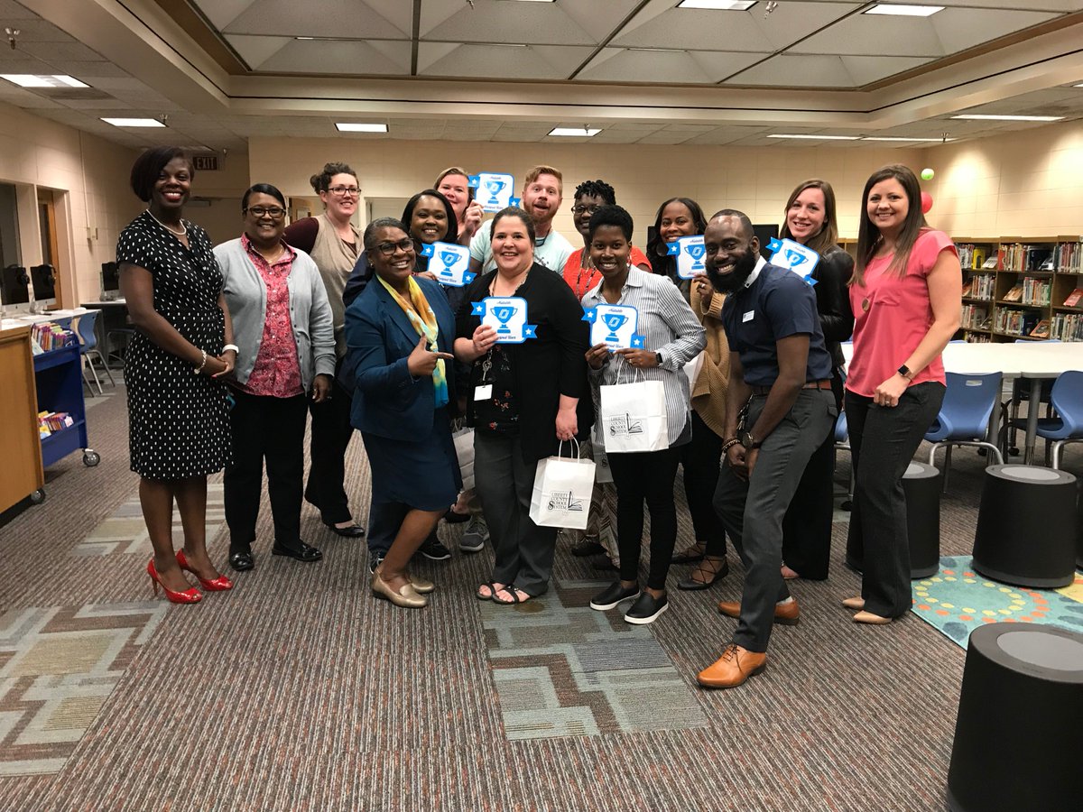 itsjnash's tweet photo. The JME teachers were really excited to get some Nearpod swag today! @nearpod #LCSSBadges https://t.co/E6WAx6QOBT