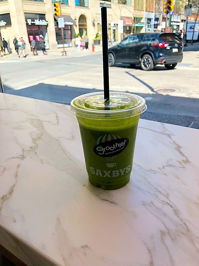 NAZ2's tweet photo. I sat @Saxbys for 10 Minutes, then asked to use the restroom without buying anything b4 hand & had no issues. Came out said thank you, sat back down for 10 More Minutes without any issues. Then ordered a #Groothie Customer Service was Excellent. Take note @Starbucks https://t.co/x9IJ1wDqG3