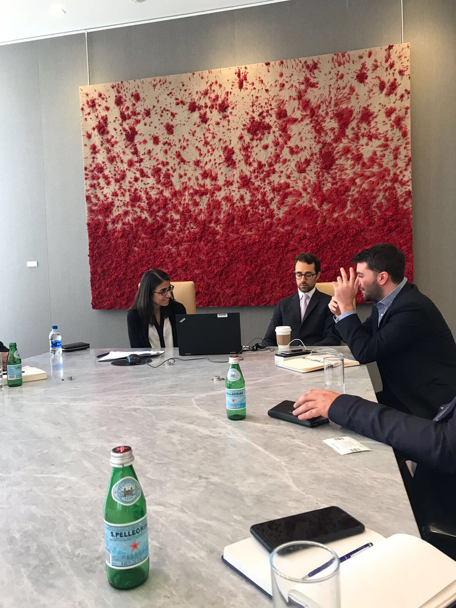 bau_hlo's tweet photo. @bau_hlo ve @bahcesehirsbe tarafından düzenlenen New York-Boston programımızın 3. günü ikinci dersimizde White&amp;Case’de Uluslararası Tahkim konusunu işledik https://t.co/n98jTHsMXP