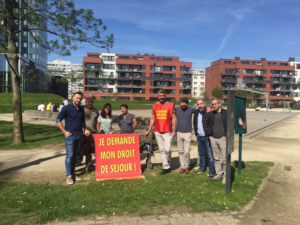 BaharKimyongur's tweet photo. Cahit Zorel est un ami turco-kurde sans papier depuis 17 ans. Les autorités belges lui refusent sa régularisation pour motifs politiques.
Cahit, citoyen exemplaire, a toujours travaillé dur, n’a jamais demandé la moindre aide sociale,a toujours été au service des autres.
Justice! https://t.co/yQMng0ZZ3O