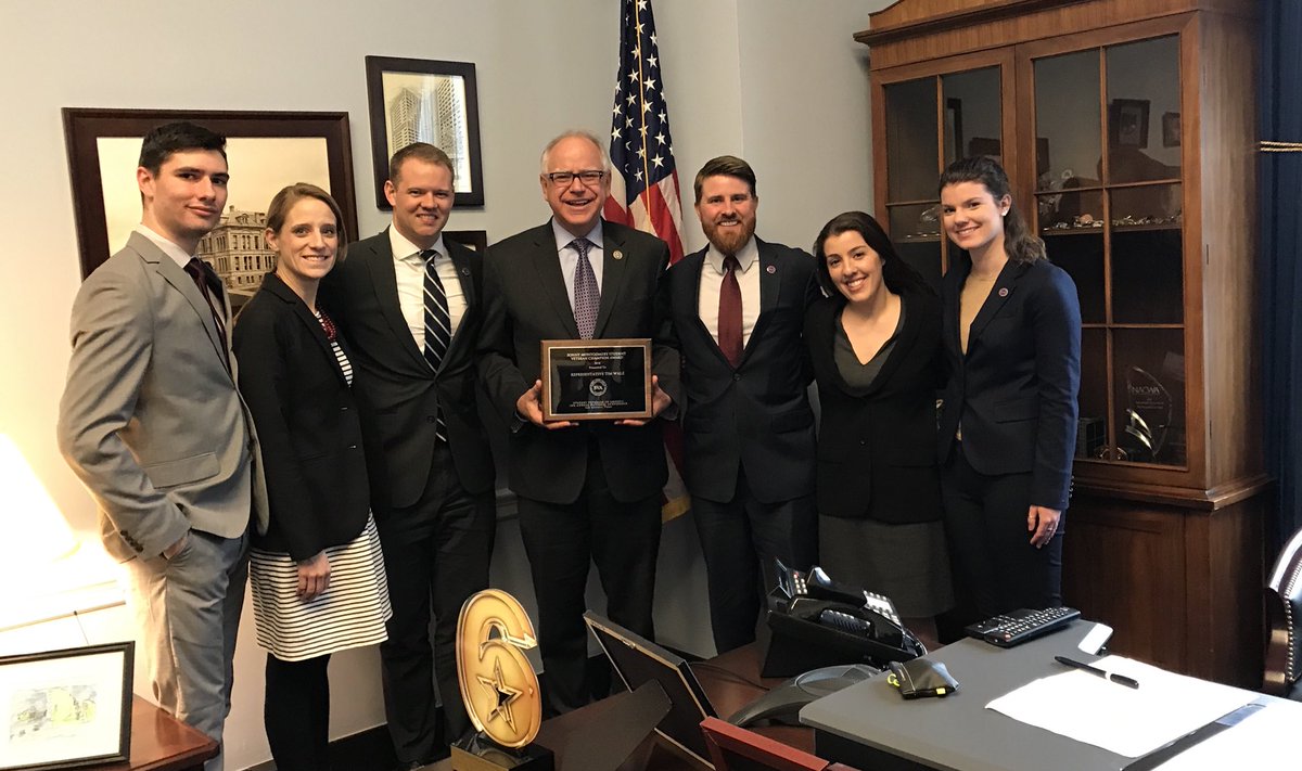 Vangellow_CG's tweet photo. As the @studentvets legal and policy fellow, #MyChargetoKeep is to work on higher education policy on behalf of the more than 1.1 million student veterans in higher education. Proud to support student veterans “to, through, and beyond higher education.” https://t.co/Uwwrz48HDo