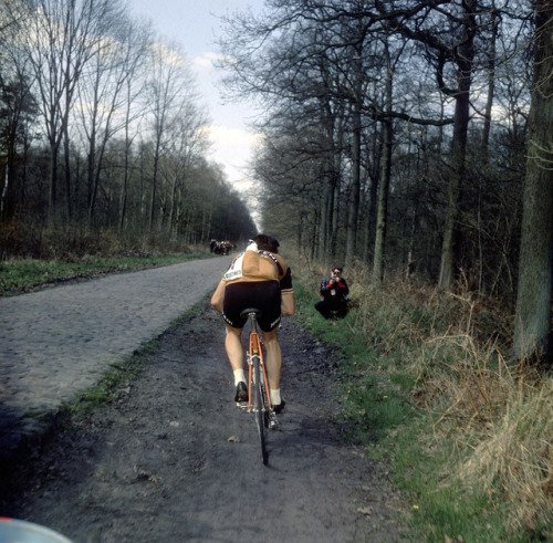 ExEdGarCycling's tweet photo. I want to ride my bicycle.  #bicycles #bikes #cycling https://t.co/Ye4fJcyaRp