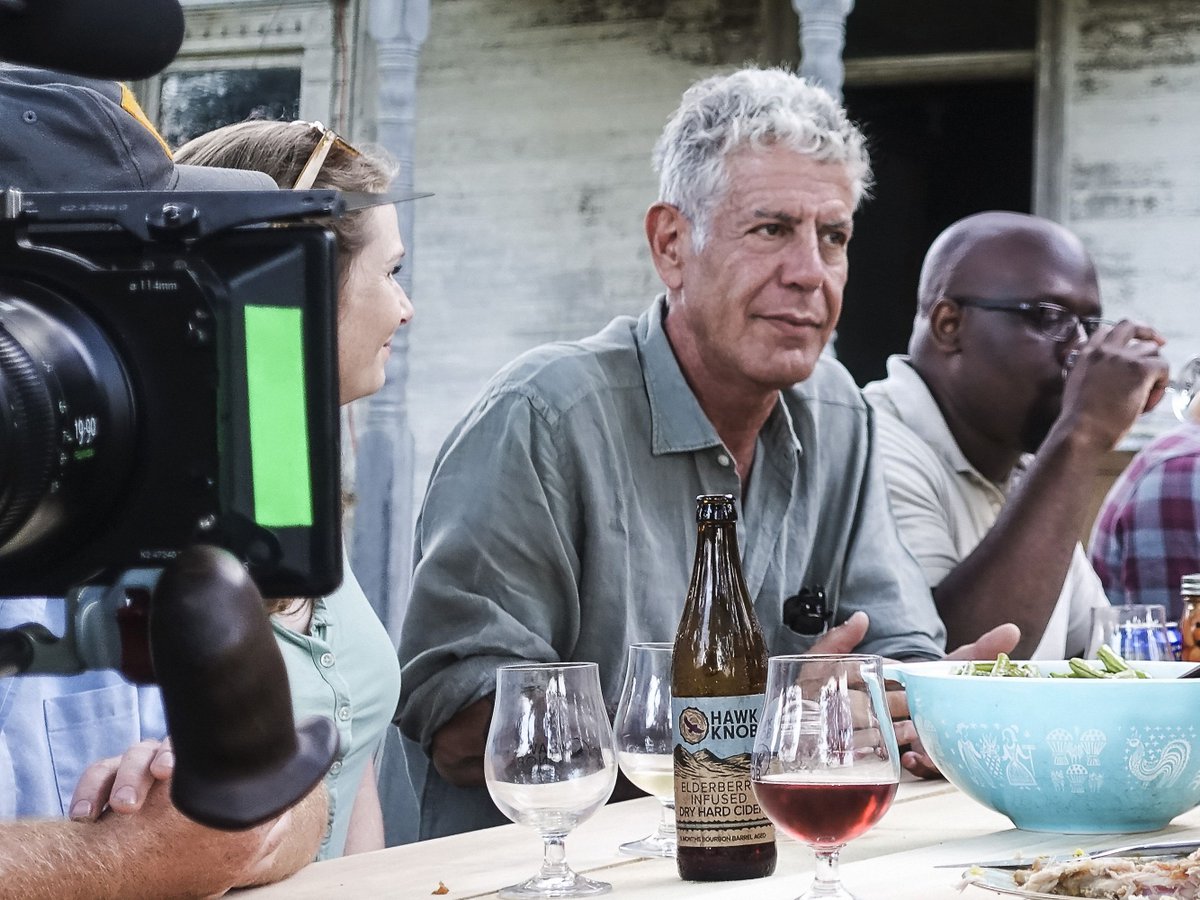 Remembering Anthony Bourdain / Twitter