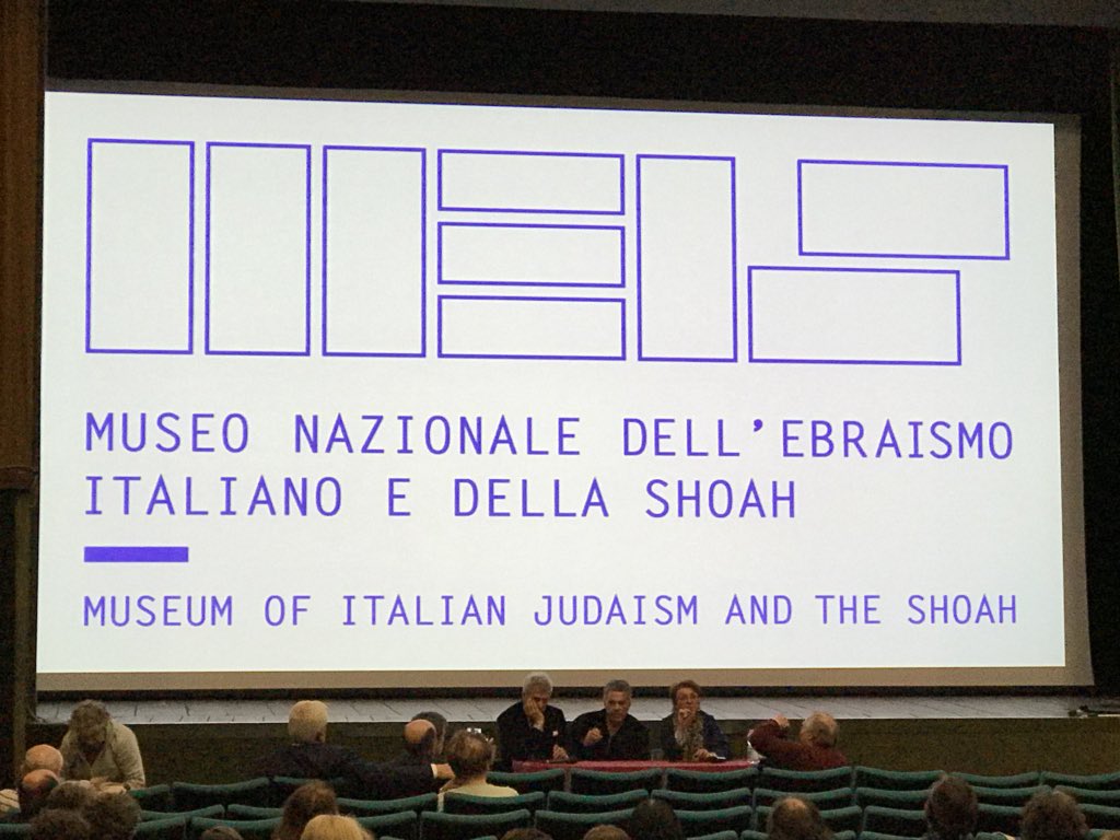Inizia al <a href="/CinemaBoldini/">Cinema Boldini</a> il dibattito tra #AmosGitai, <a href="/AlainElkann/">Alain Elkann Interviews</a> e Simonetta Della Seta, in attesa della proiezione di “Tsili”, film firmato dal regista nel 2014