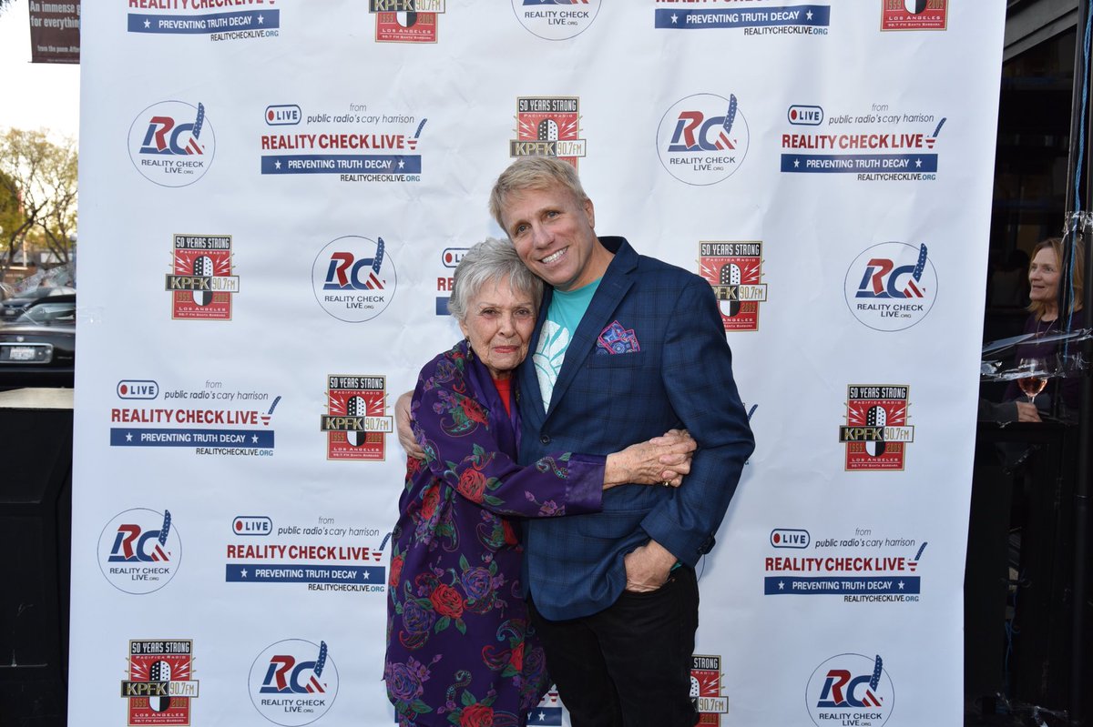 RethinkingHeros's tweet photo. A few more pictures from last night courtesy of @paulo_murillo of @RealWeHoTimes @goharrison @TheLavenderE @revolverweho @RonnieKroell @GayWeHo @KPFK @KPFKRadio @GoWehoBUZZ @chrisflowerfilm #RealityCheckLive #RevolverVideoBar #CaryHarrison #KPFK https://t.co/FghXVOzlFv