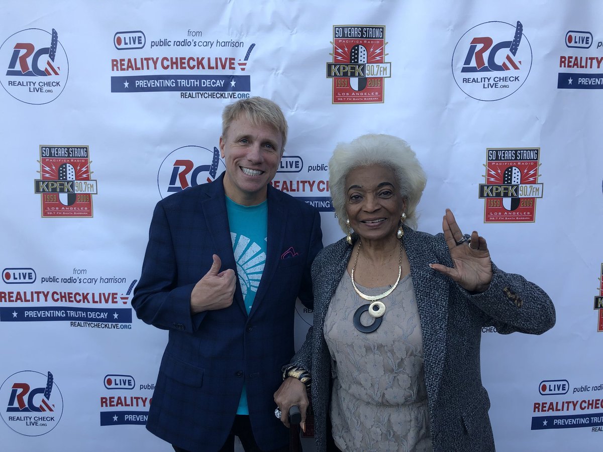 RethinkingHeros's tweet photo. A few more pictures from last night courtesy of @paulo_murillo of @RealWeHoTimes @goharrison @TheLavenderE @revolverweho @RonnieKroell @GayWeHo @KPFK @KPFKRadio @GoWehoBUZZ @chrisflowerfilm #RealityCheckLive #RevolverVideoBar #CaryHarrison #KPFK https://t.co/FghXVOzlFv