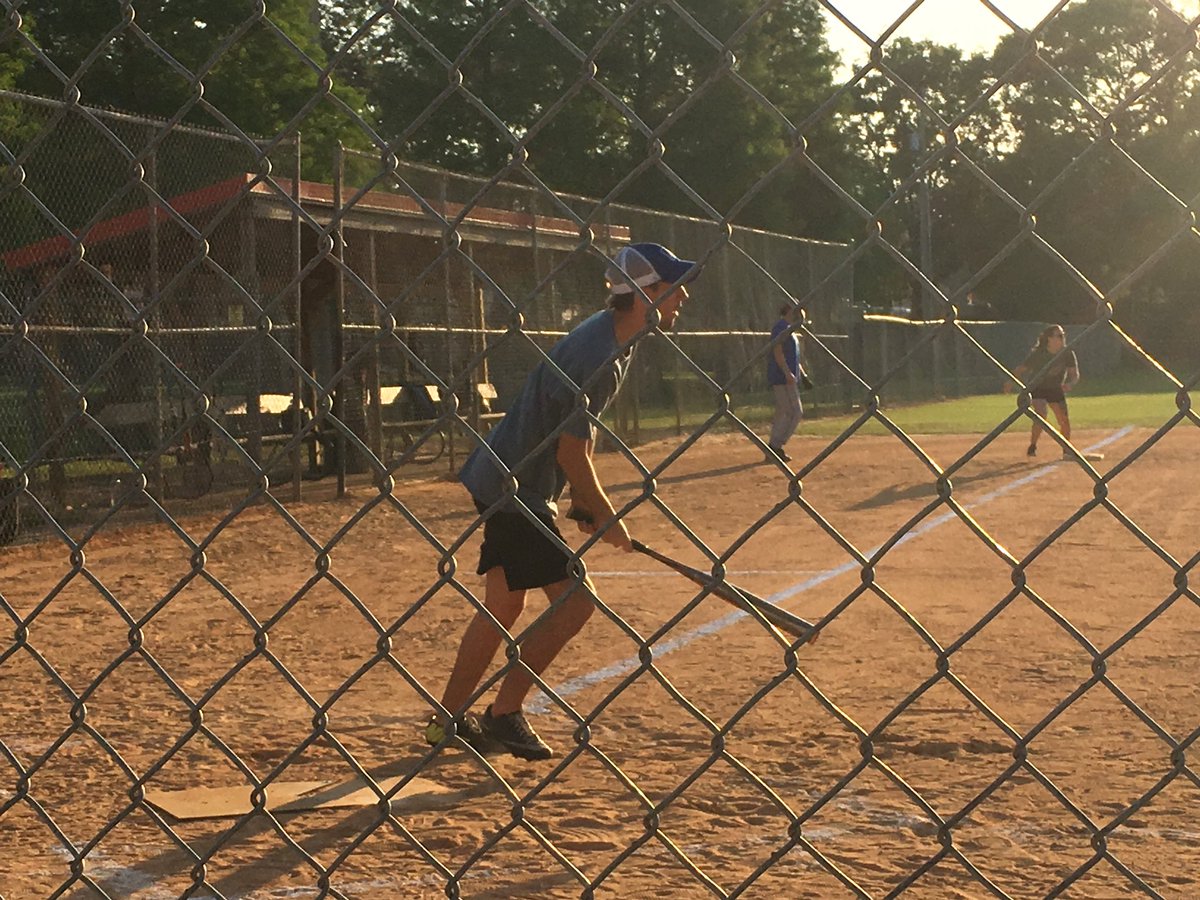 montydavis's tweet photo. Comeback Kids win again! The Rock Co-Ed Softball Team on fire! #RockOn https://t.co/1gyyN3l43u