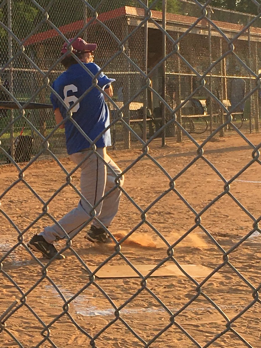 montydavis's tweet photo. Comeback Kids win again! The Rock Co-Ed Softball Team on fire! #RockOn https://t.co/1gyyN3l43u
