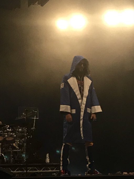 claudiadevecchi's tweet photo. @JaredLeto The Great Showman
#MonolithTour
#MarsinAustria https://t.co/6xbwKgywYx