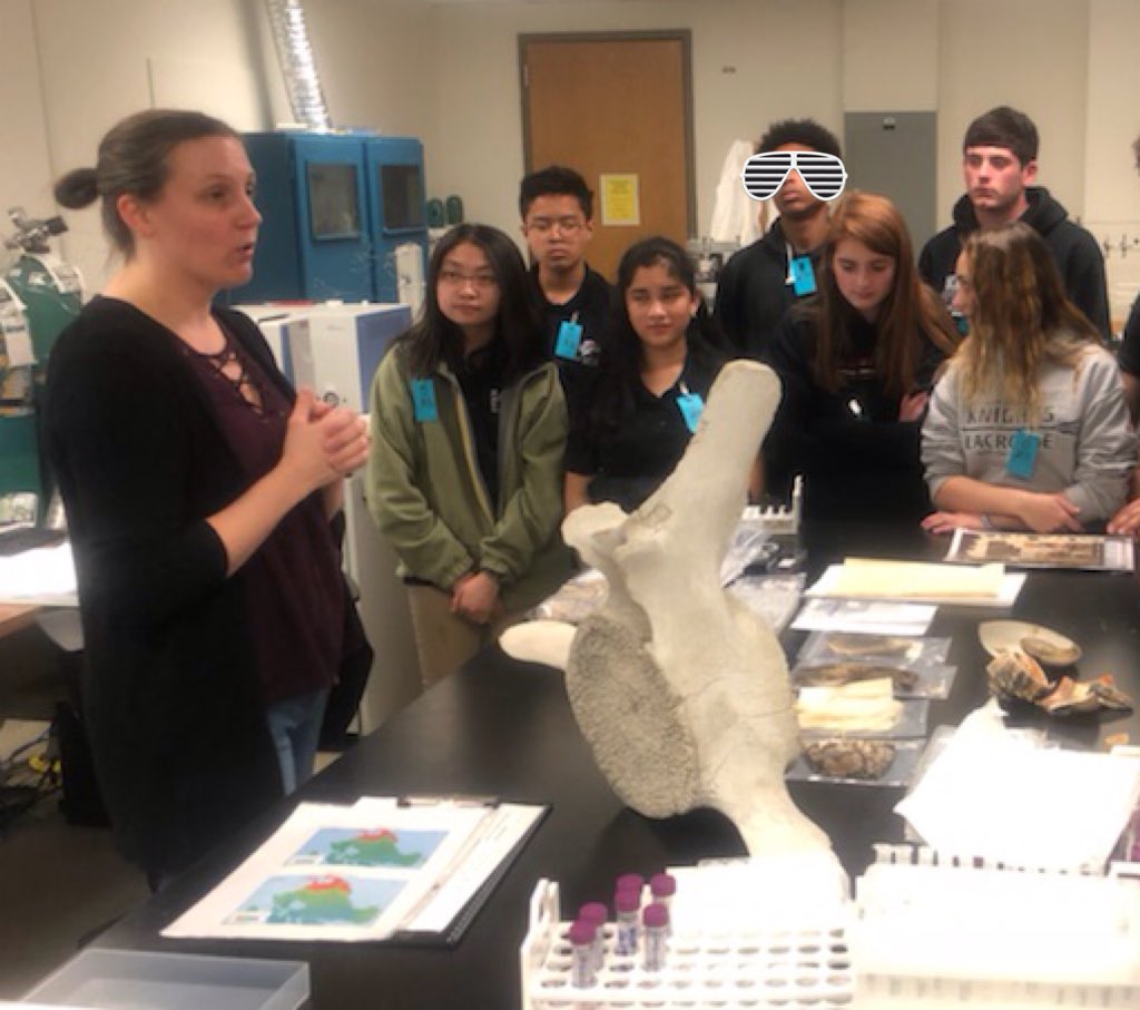 stemnchs's tweet photo. A few more pics from UMD Nanolab visit. Someone should me how to add accessories to photos. Stem where is Waldo edition. This could be fun! https://t.co/h3kPrcCvvE