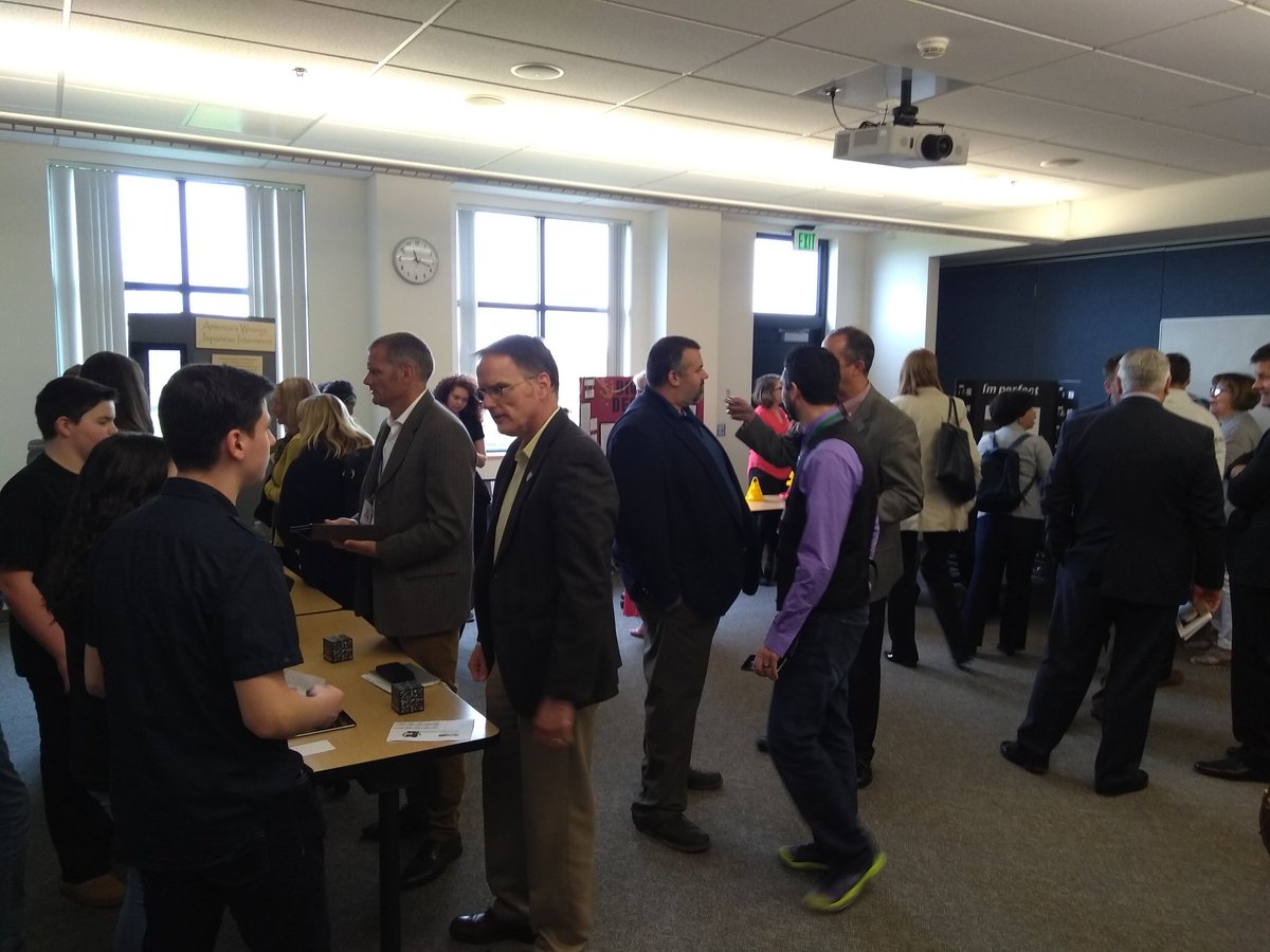 dmeadevps's tweet photo. Great visit today from @WSBConsortium . As always amazed by our students @iTechPrep and the depth of thinking, passion and engagement that they have for their work! #ravensrule #VPSAmazing https://t.co/ywgVE30lwi