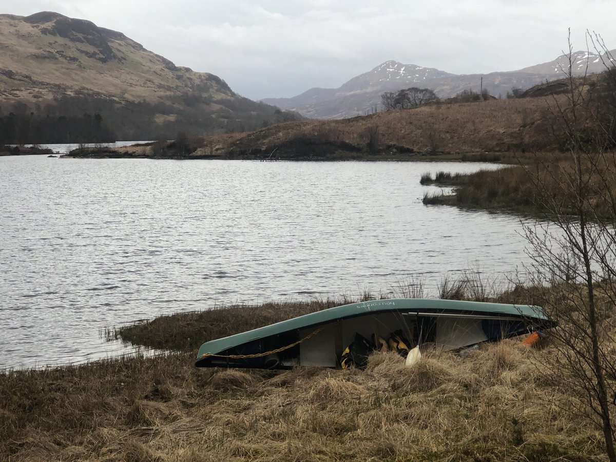 Bobinson1's tweet photo. Very different conditions for the @CraigholmeSch girls on silver canoe practice with @adventacad, from force 4 on Loch Katrine to flat calm on Loch ard ! Thanks to @LisaAnnPasquale for the help #share your adventure @WigwamSocksUK @VentureCanoes @houcanoes https://t.co/w1vxzVmsaZ
