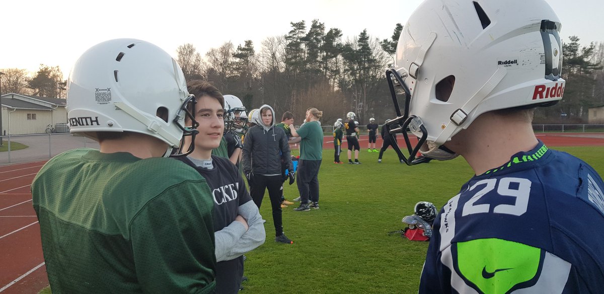 Grym närvaro på juniorernas träning #meangreen