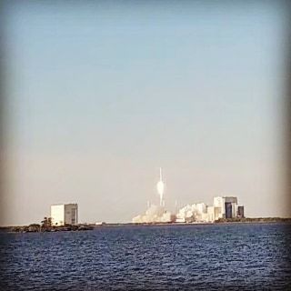 OLHZN's tweet photo. Can't get enough! 🤓🤓🤓 #SpaceX #Falcon9 #TESS #NASA #NASASocial #aviation #flying #TESSlaunch https://t.co/jQGl4P3H1S