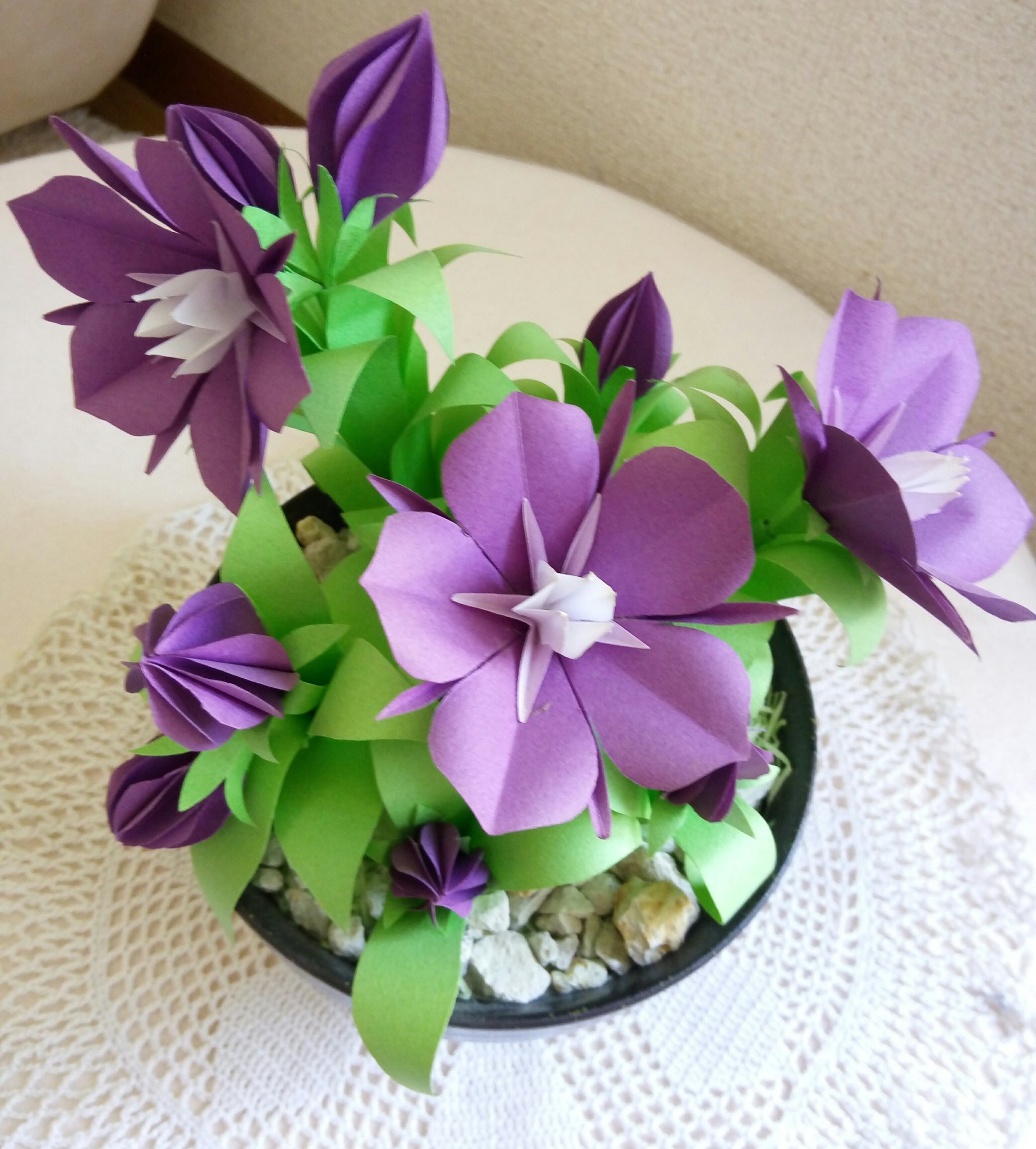 ローズりーな Op Twitter 花便り 33 りんどうの花 花びら5枚バージョンはバランスが意外と難しい 折り紙作品 インテリア ペーパーフラワー T Co Sfw8ayblla Twitter