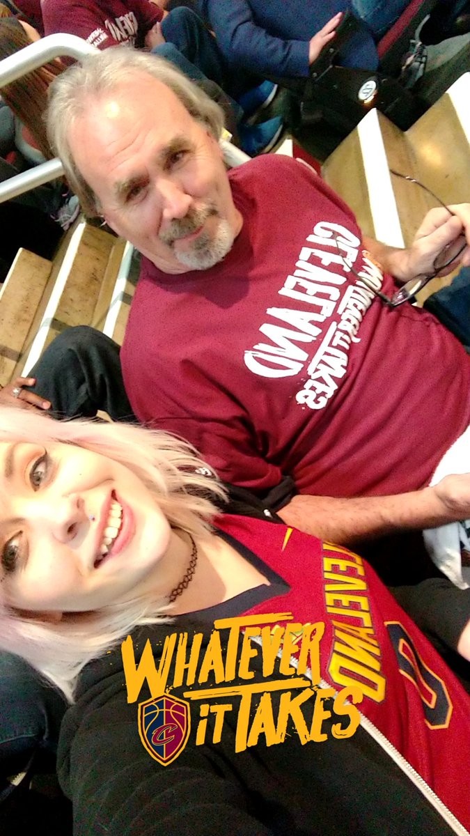 PeelanderOrange's tweet photo. Happy birthday to me!! Thank you so much Dave!! #WhateverItTakes https://t.co/W2HTBWQm72