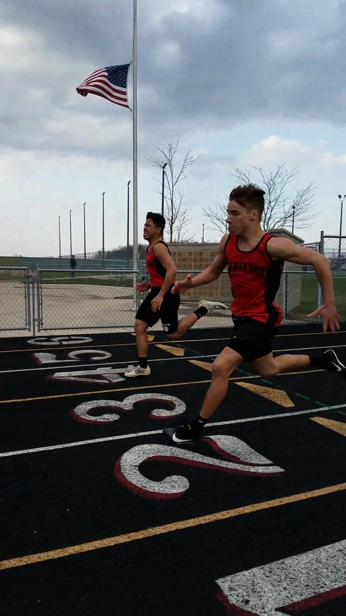 MorganELMyers's tweet photo. Went to the Middle School Track Meet tonight, they did awesome, can't wait to watch them at ACAC! https://t.co/TcFOq1IOLj