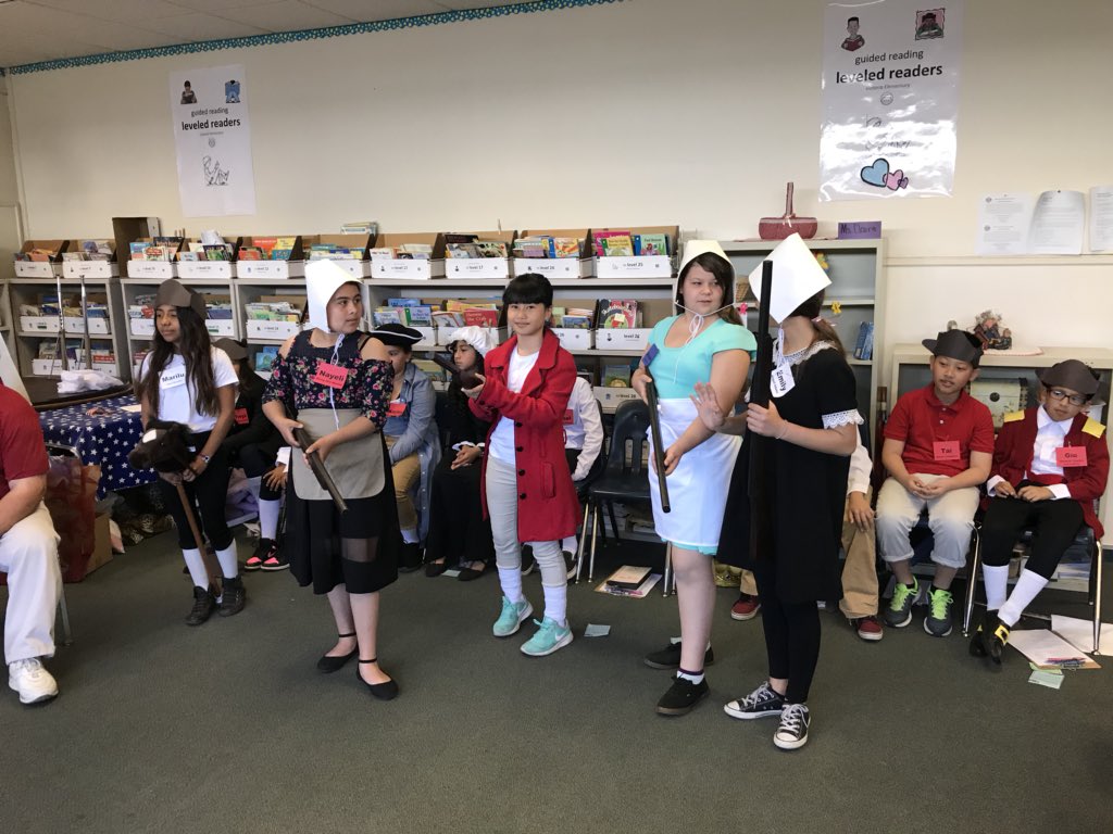 MarlaenaS's tweet photo. My students had a blast today experiencing their Walk Through the American Revolution! πΊπΈ @TigerTownRUSD #TigerTenacity #californiaweeklyexplorer #WalkThroughTheRevolution #5thgraderocks https://t.co/1Ldrs8c3Vs