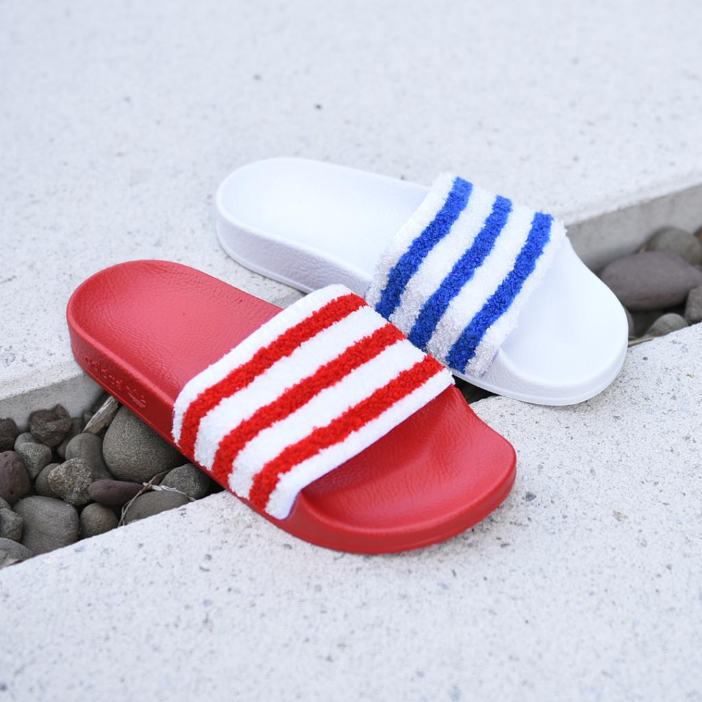 kids foot locker slides