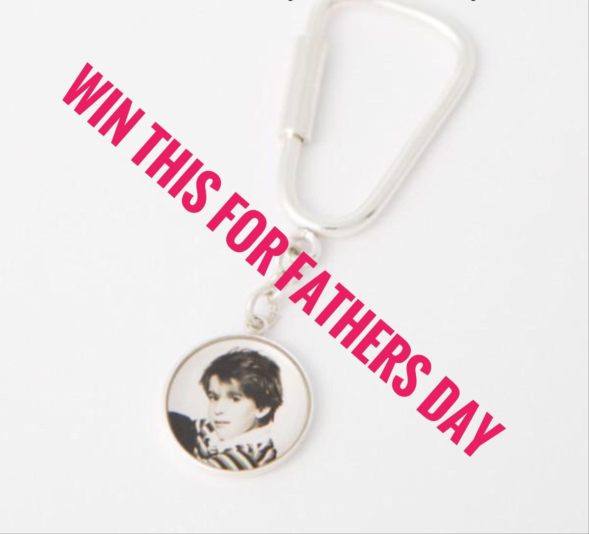AMLaCassePhoto's tweet photo. Win a fantastic Sterling Silver Personalised Keychainfrom @_photogem this Fathers Day

https://t.co/ftIPyaWRdZ

#contest #prizedraw #sweepstakes #win https://t.co/ikQdn866TH