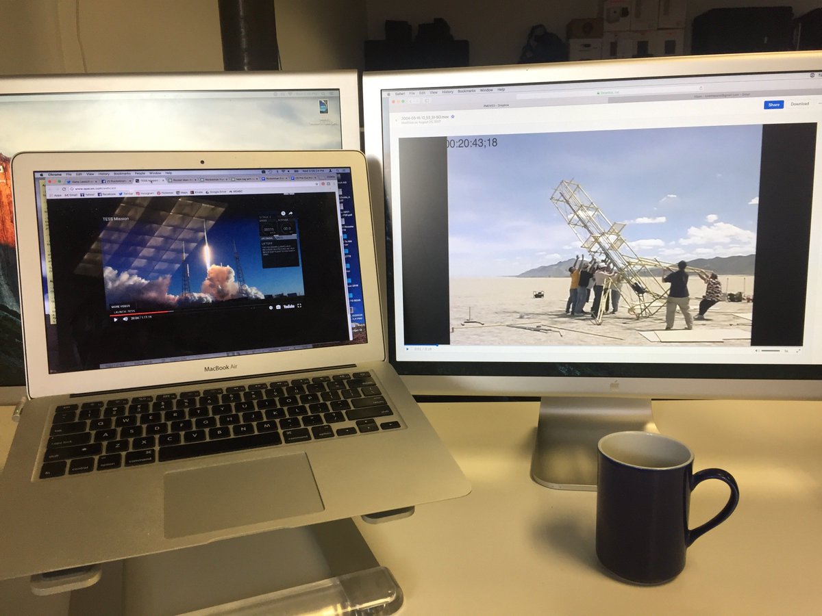 rocketmandoc's tweet photo. Watching a rocket launch while cutting a film about a rocket launch. #indeep #rocketmandoc @SpaceX @NASA_TESS https://t.co/h5nmOLB50F