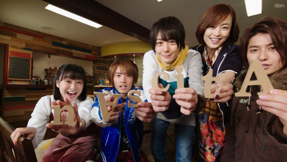 ゆうーき Pe Twitter 初期のビルドメンバーと 今のビルドメンバー かずみんとさわさんが追加で マスター消えたった みーたんはイメチェン 仮面ライダービルド