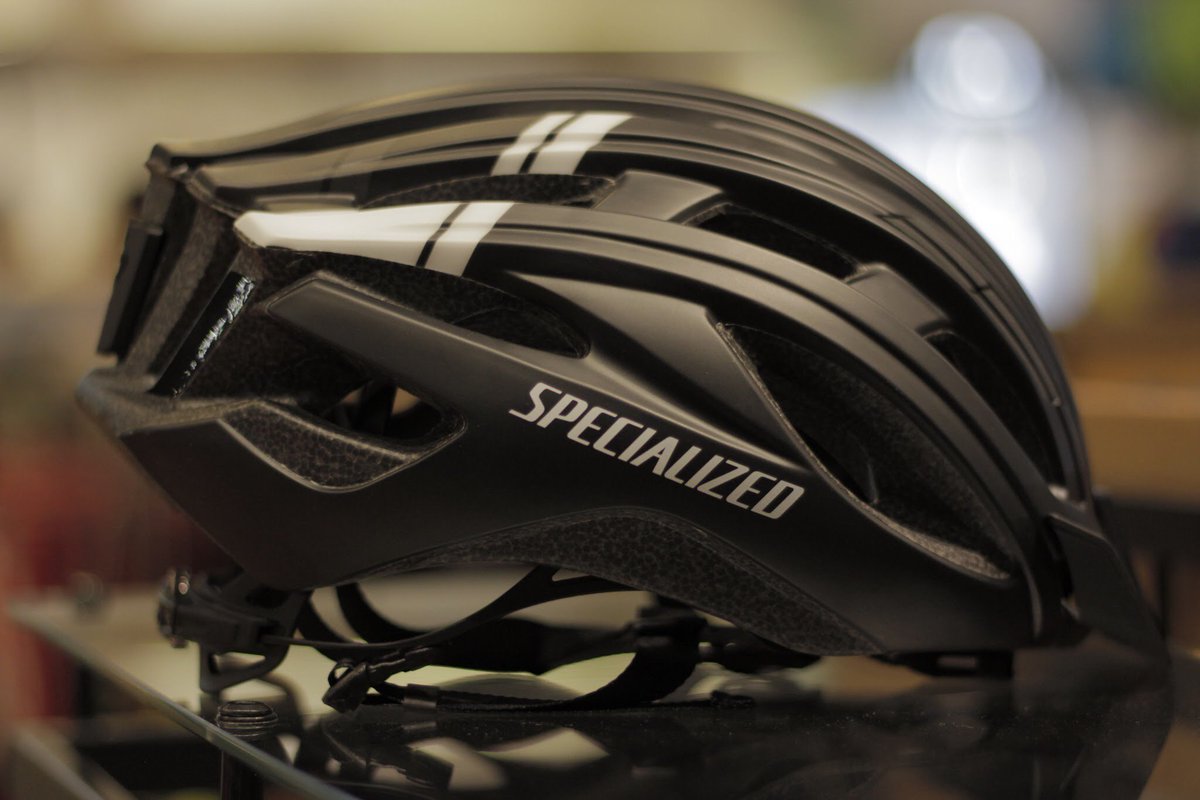 PFBmexico's tweet photo. El #Propero es un excelente casco para ruta, por sus patentes en el sistema de enfriamiento, diseño y ajuste, te ofrece un casco con mucha tecnología por un excelente precio $2290 ✨✨✨ https://t.co/A3KCAVJpMN
