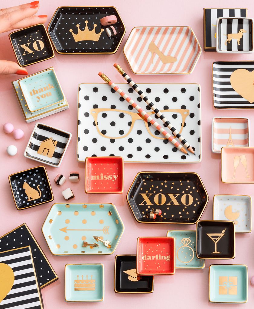 befashionest's tweet photo. Since diamonds are a girls best friend, you can never have too many jewelry dishes. https://t.co/XaHSedrrf5
