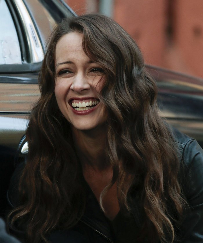 POIFANCON2015's tweet photo. Joyous Sarah &amp; Amy - Breathtaking Rays of Sunshine
This is how you tackle hump day Wednesday
#PersonofInterest #SameenShaw #AmyAcker #TheDayTheWorldWentAway #Root #SarahShahi #BTS5x10 #MissingPOI
CR: GiovanniRufino https://t.co/Srcieylk1o