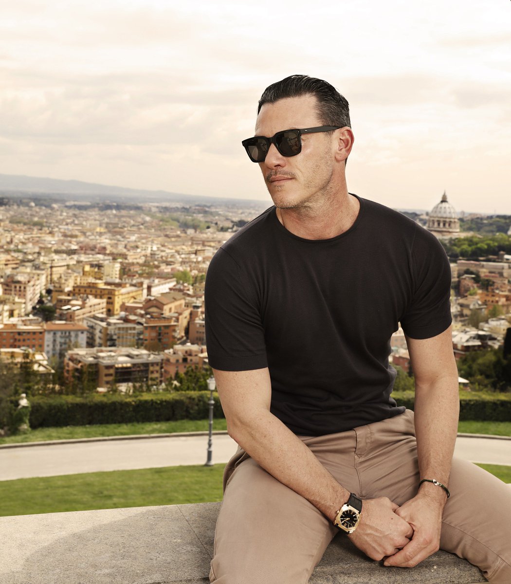 luke evans sunglasses