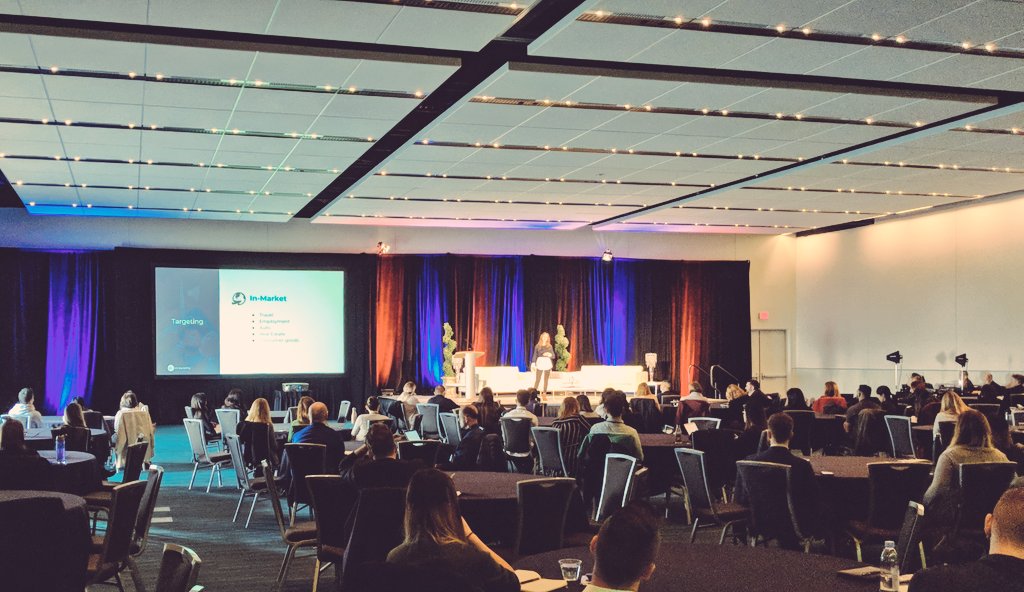kevankevan's tweet photo. Tina Stokes from @6s_marketing &amp; @REDAcademy with a sizzlin' presentation at #VIDTALKS 2018!

#VideoMarketing #YouTubeMarketing #SocialVideo #InfluencerMarketing https://t.co/ePjCZuSMFs