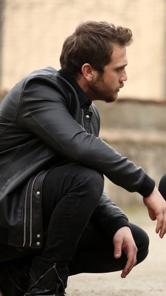 خلفيات شعار مسلسل الحفره Zsertu