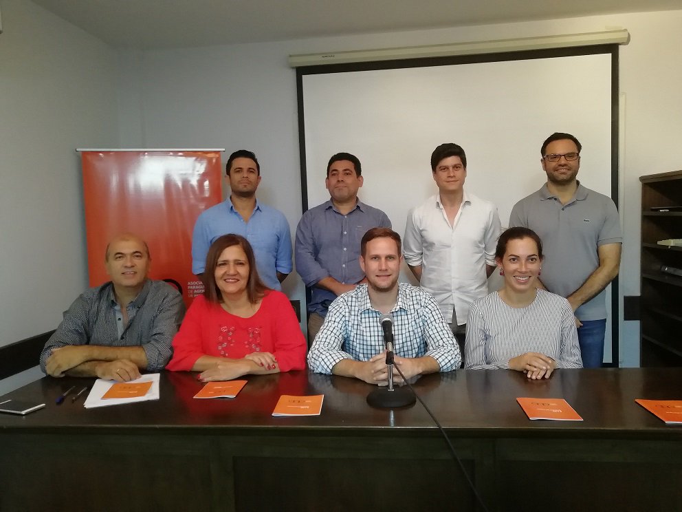 publicidad_py's tweet photo. ¡LA APAP TIENE NUEVA COMISIÓN DIRECTIVA! Toda la info en: https://t.co/WTR677uAjE #apap2018 https://t.co/KxTBtFGDxr