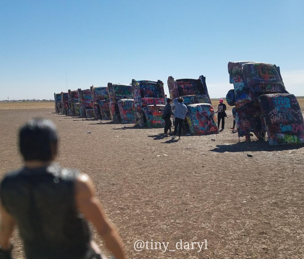 tiny_daryl tweet picture