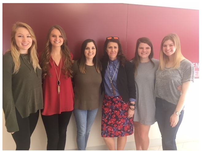 JBHuntGROW's tweet photo. We had the pleasure of visiting the U of A chapter of WISE (Women Impacting Supply Chain Excellence) to build connections and answer questions they had regarding careers and opportunities within JB Hunt. We Look forward to building a stronger connection with this group! https://t.co/SI0AYOc8Mc