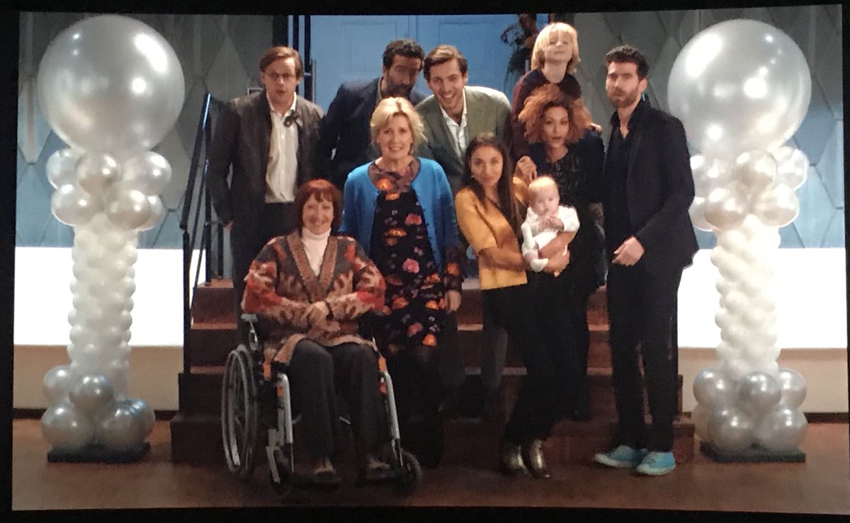Luciebruin's tweet photo. Vanavond mijn eigen dochter in de bios gezien! Leuk!
#dematchmaker #vue https://t.co/7eAZ5IYfX9