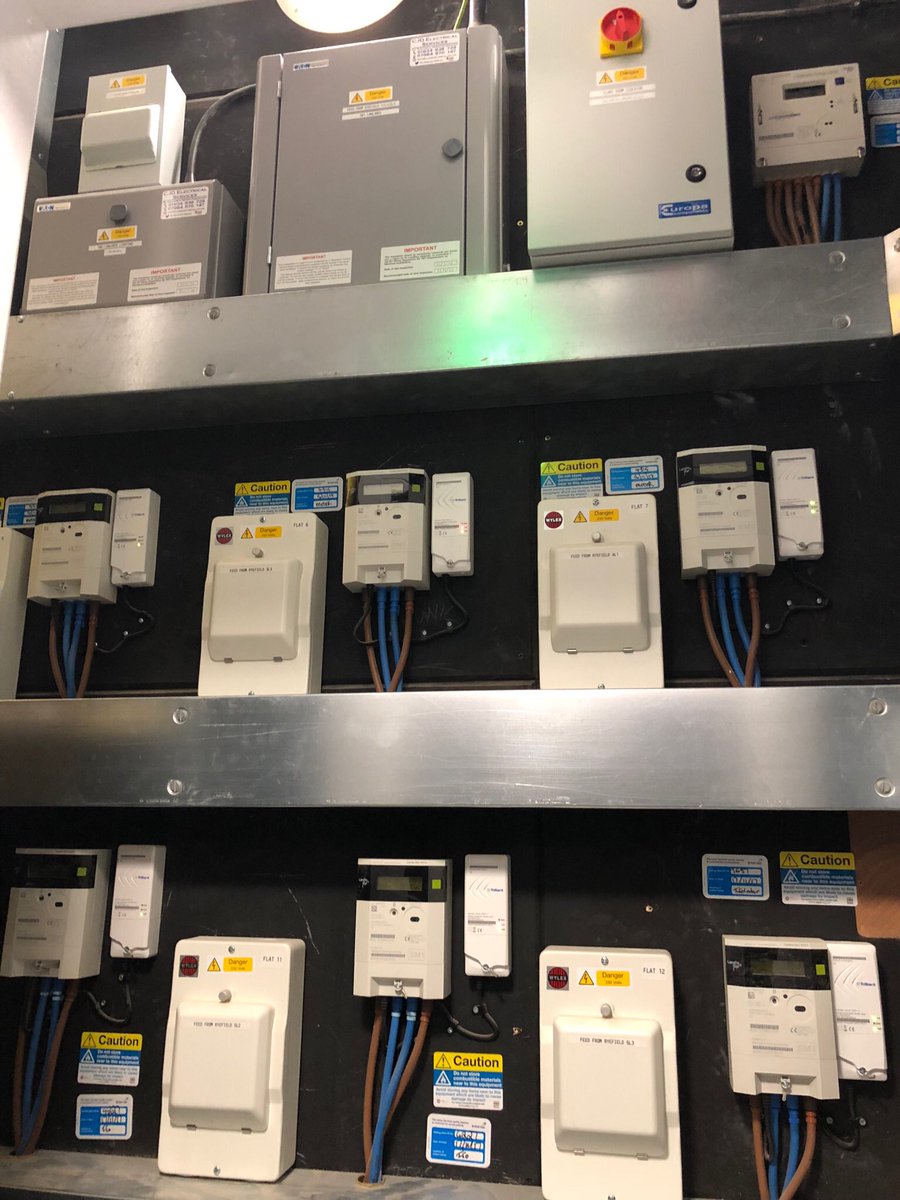 CJD_Electrical's tweet image. #Metering #SwichFuse #Submain #Metal containment @wylex @eatoncorp installed by @CJD_Electrical