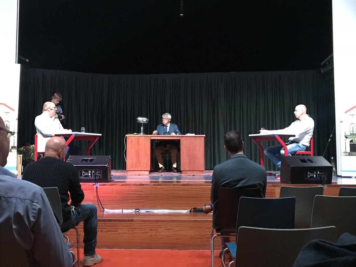 RubenvanHaarlem's tweet photo. Een zeer leuke en informatieve avond gehad met mr. Frank Visser op @SGNewtonNH. Top verzorgd door @OndernemendWF en @HOC_Hoorn https://t.co/vYa8LKjO4u
