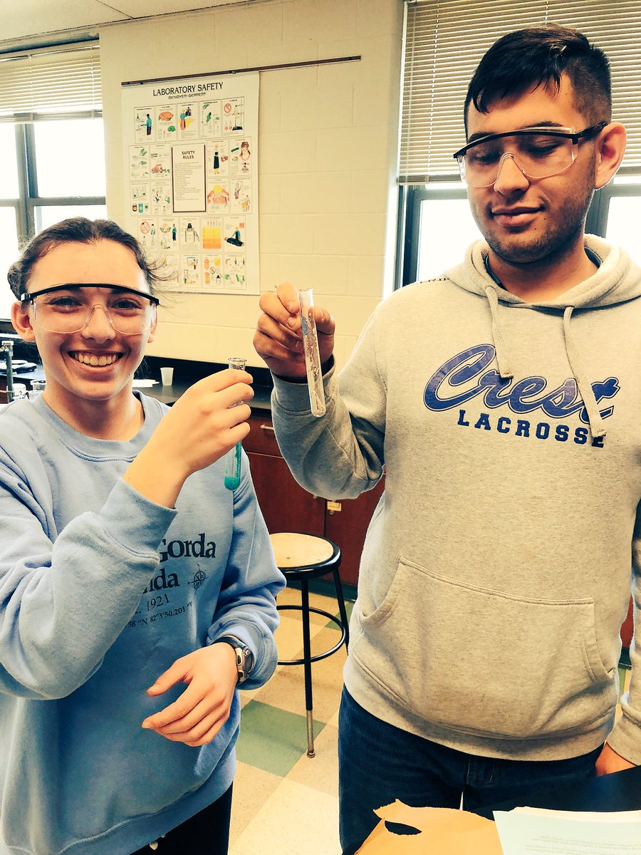 mrslebocchs's tweet photo. Investigating hydrates! #moleapplication #bluebegone #chemrules #chembuds @cchsclassof2020 https://t.co/dwutl3Pwmo