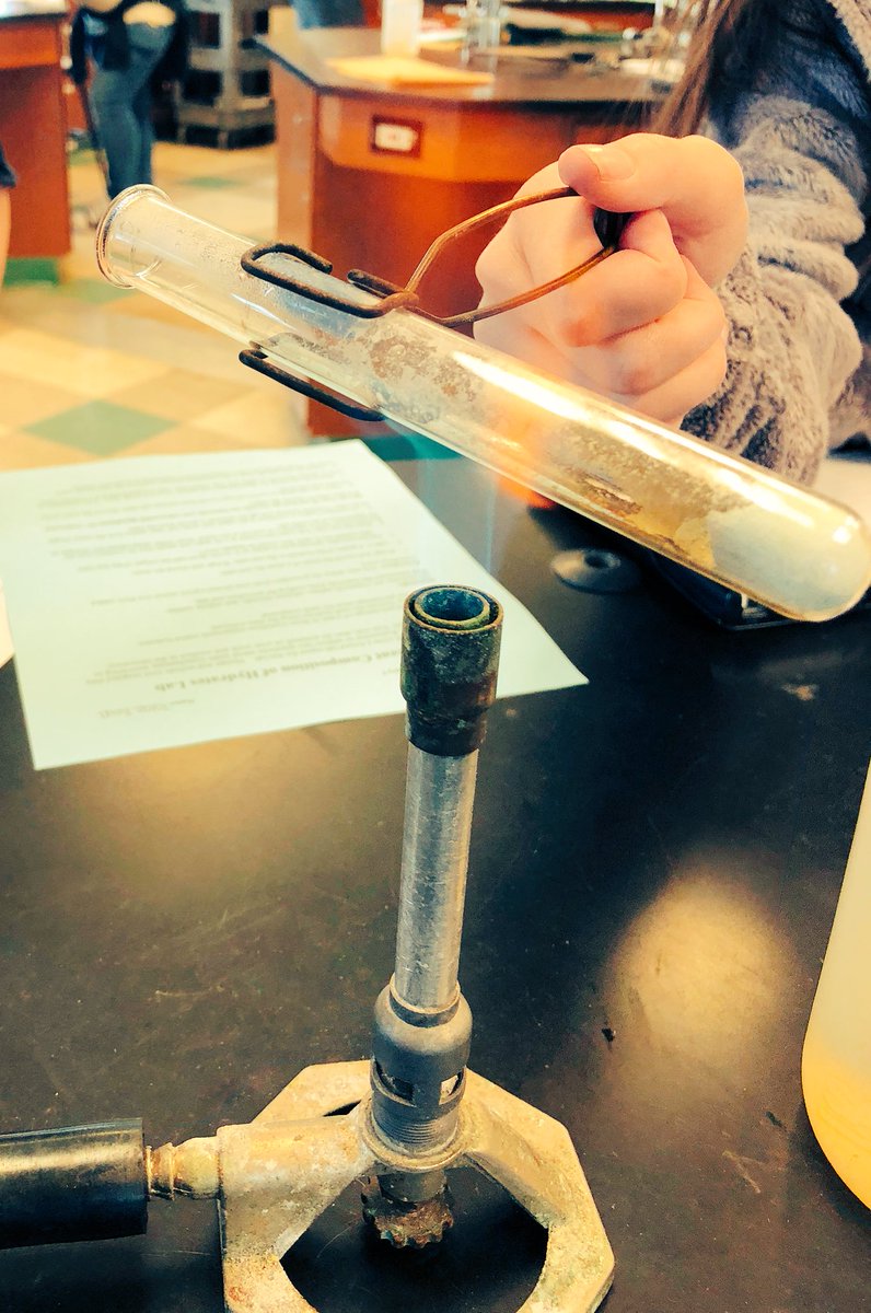 mrslebocchs's tweet photo. Investigating hydrates! #moleapplication #bluebegone #chemrules #chembuds @cchsclassof2020 https://t.co/dwutl3Pwmo