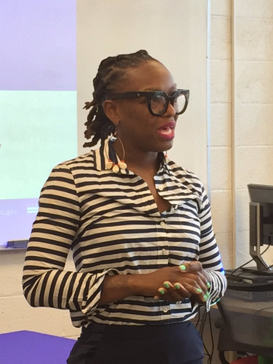 DCMOWPI's tweet photo. Angel Anderson of the @TheSpiceSuite discusses how she grew her successful business over the course of 2.5 years! #ward4 #SmallBusiness @CMBrandonTodd @DCMOCA @MayorBowser #spicegirls #bosschick #GloUpAtFSW https://t.co/hlwX1PMR7T