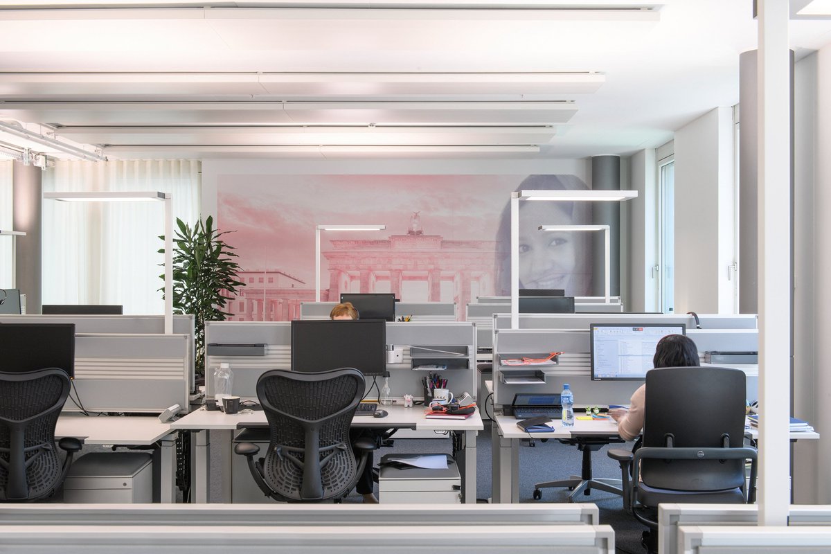 WaldmannGroup's tweet photo. Bayer Basel is an international Life Science Hub for @Bayer To create contemporary #lighting conditions during this renovation project, Bayer uses #biodynamiclighting solutions by #Waldmann. Read more: https://t.co/4sC4mJUH39 #humancentriclighting #socialighting https://t.co/xT4dSMKRyJ