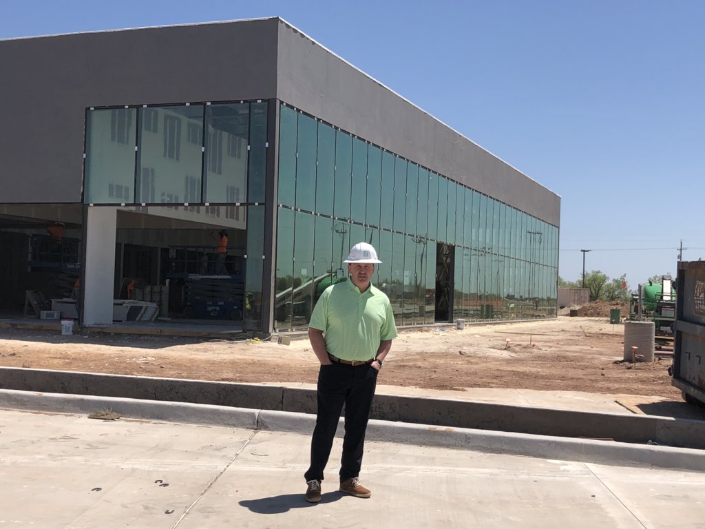 McGavockBrent's tweet photo. So excited about the new state of the art, McGavock Nissan of Abilene getting close to completion. #nissan2.0 #mcgavocknissan https://t.co/f4gv29gLX3