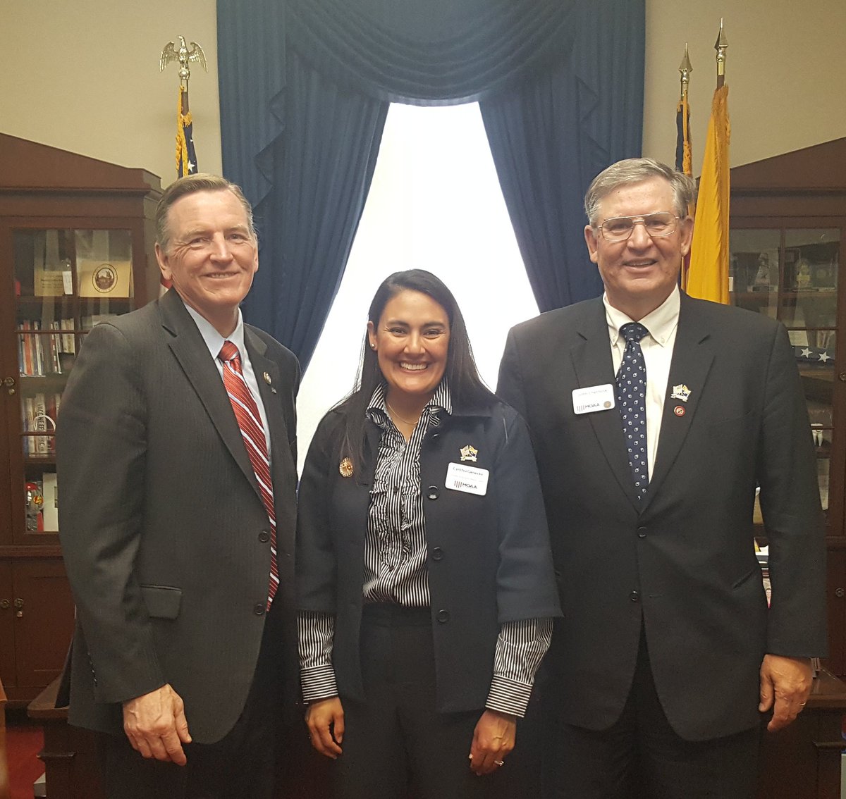 CynthiaGiesecke's tweet photo. Meeting with Rep Gosar AZ4 as we advocate for pay raise, Ch 61 retirees, Widow tax and Tricare. @MOAA_MilLife @MilitaryOfficer #moaastorms #whyIstorm #neverstopserving https://t.co/63S9xMqPGx