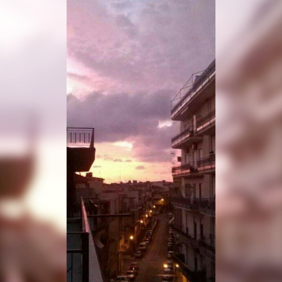 gladiateOlitz's tweet photo. my International Gladiator night shifts get kicked off with predrinks, then get shaken up by a 4AM alarm that gets me right on my feet, suddenly in the mood for popcorn and in between a #Scandal episode and a livetweet throws a rewarding sunset.🌈🍷💗
@tonygoldwyn #HowWeScandal https://t.co/QBkXdd6huT