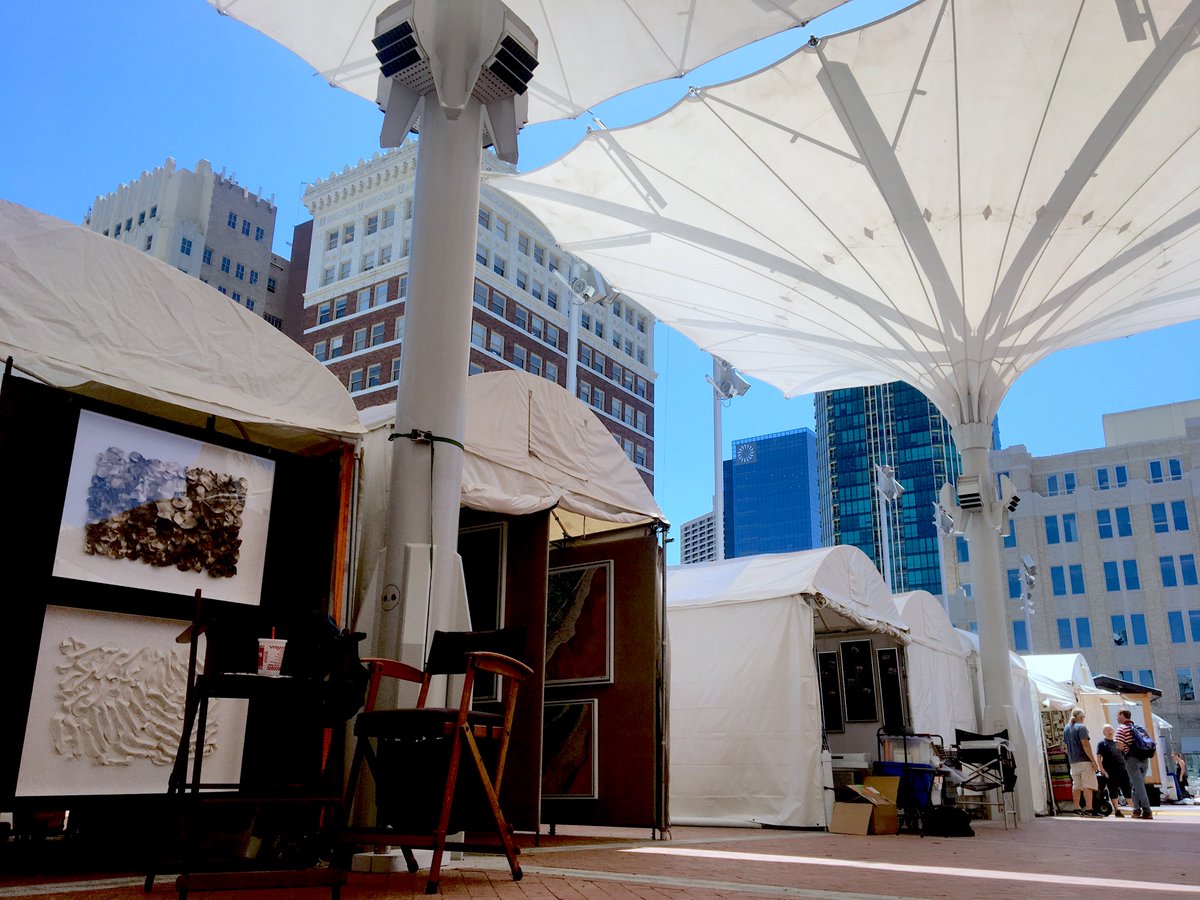 mainstreetarts's tweet photo. Sneak peek! Preparations are underway for #MainSt2018! See you TOMORROW in @DTFortWorth! π¨πΆπ΄π #ExperienceMainSt https://t.co/RFmvrlQBLU